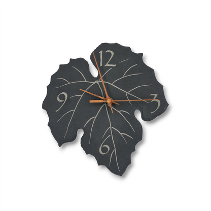 Weinblatt Uhr aus Schiefer, ca. 28 cm, graviert